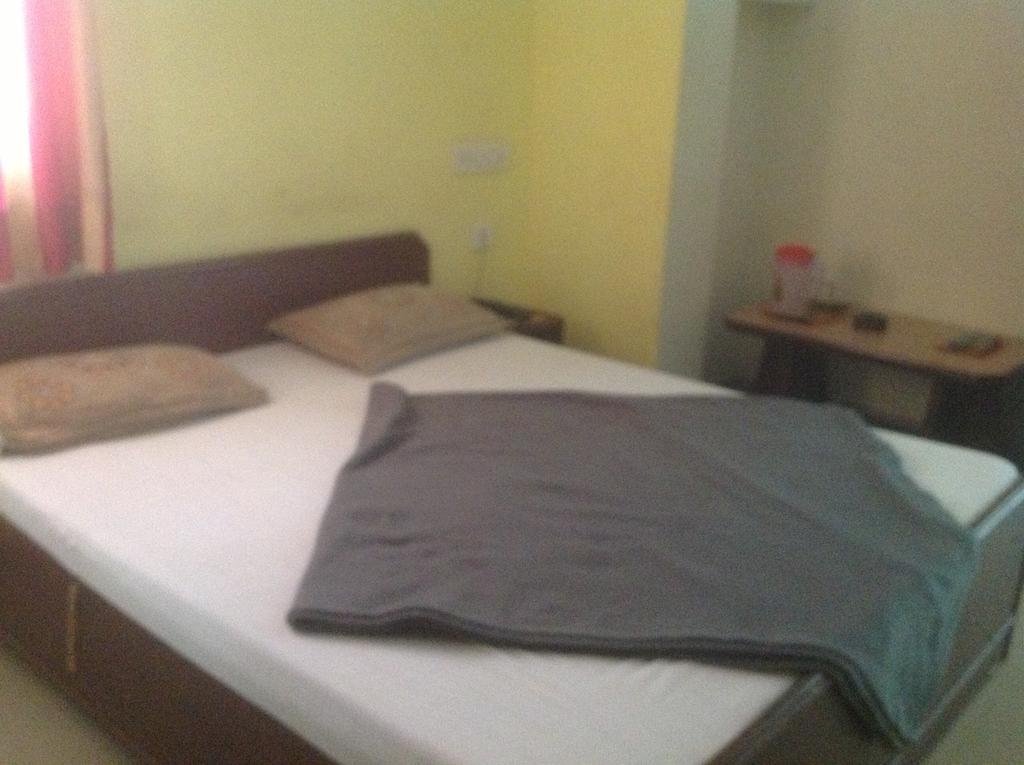 Hotel Kamal Kunj Τζαϊπούρ Δωμάτιο φωτογραφία