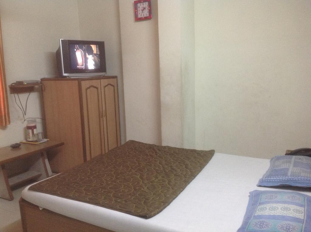 Hotel Kamal Kunj Τζαϊπούρ Εξωτερικό φωτογραφία